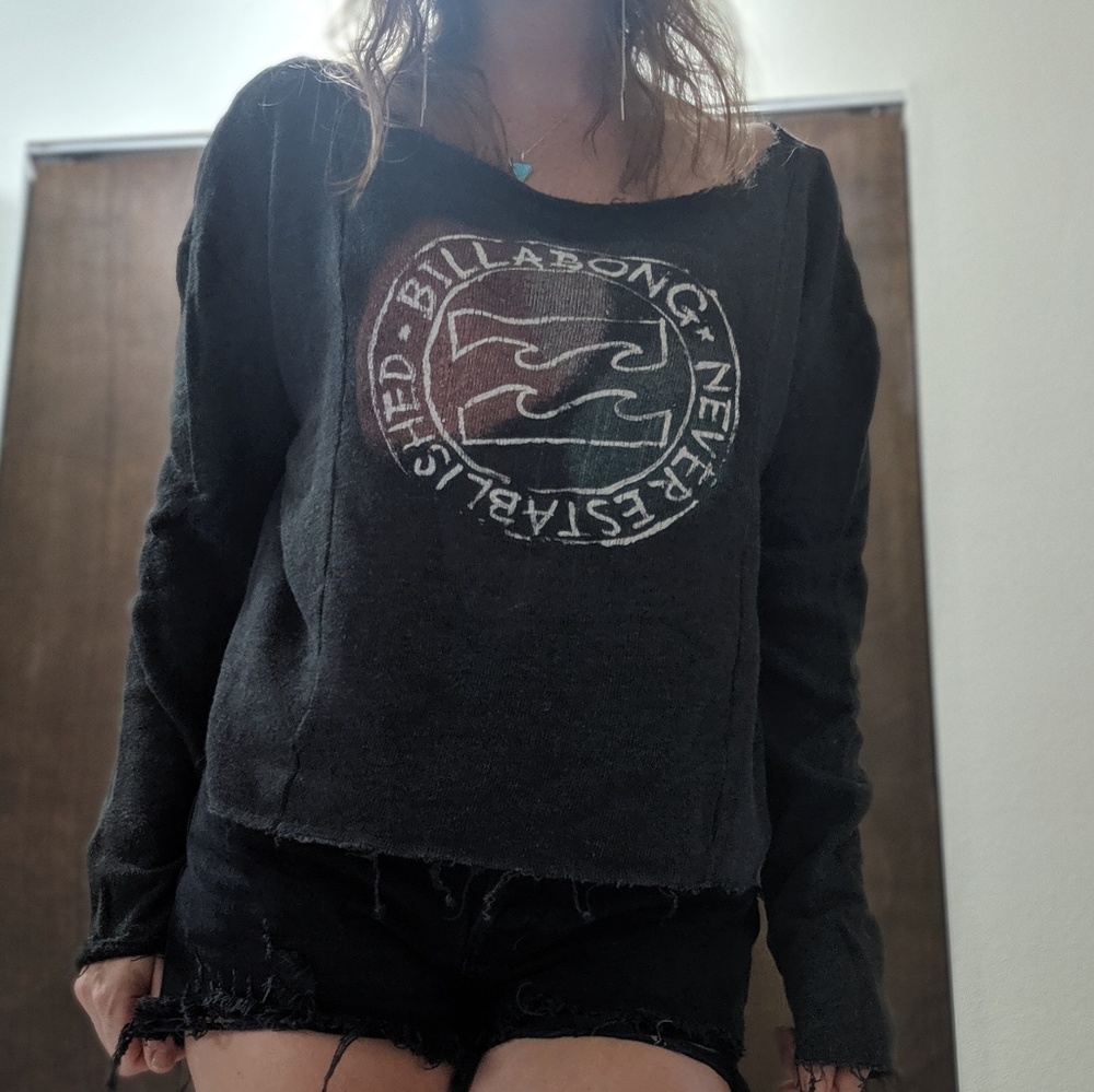 Billabong sweater